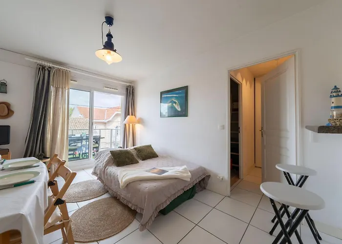 Les Oyats By Interhome アルカション